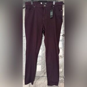 NWT- Kut from the Kloth Women's Skinny Jeans - Burgundy